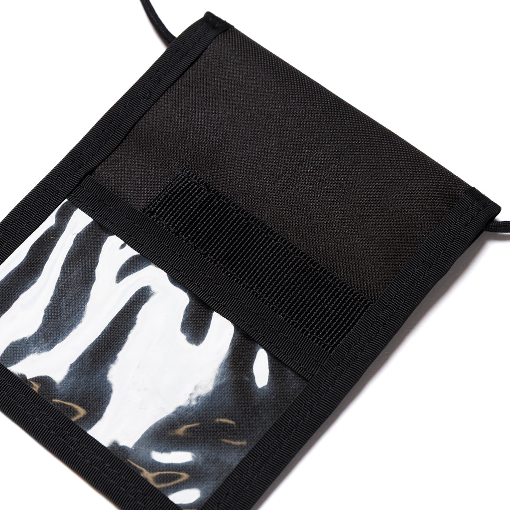 A&PWW PASSPORT HOLDER BLACK