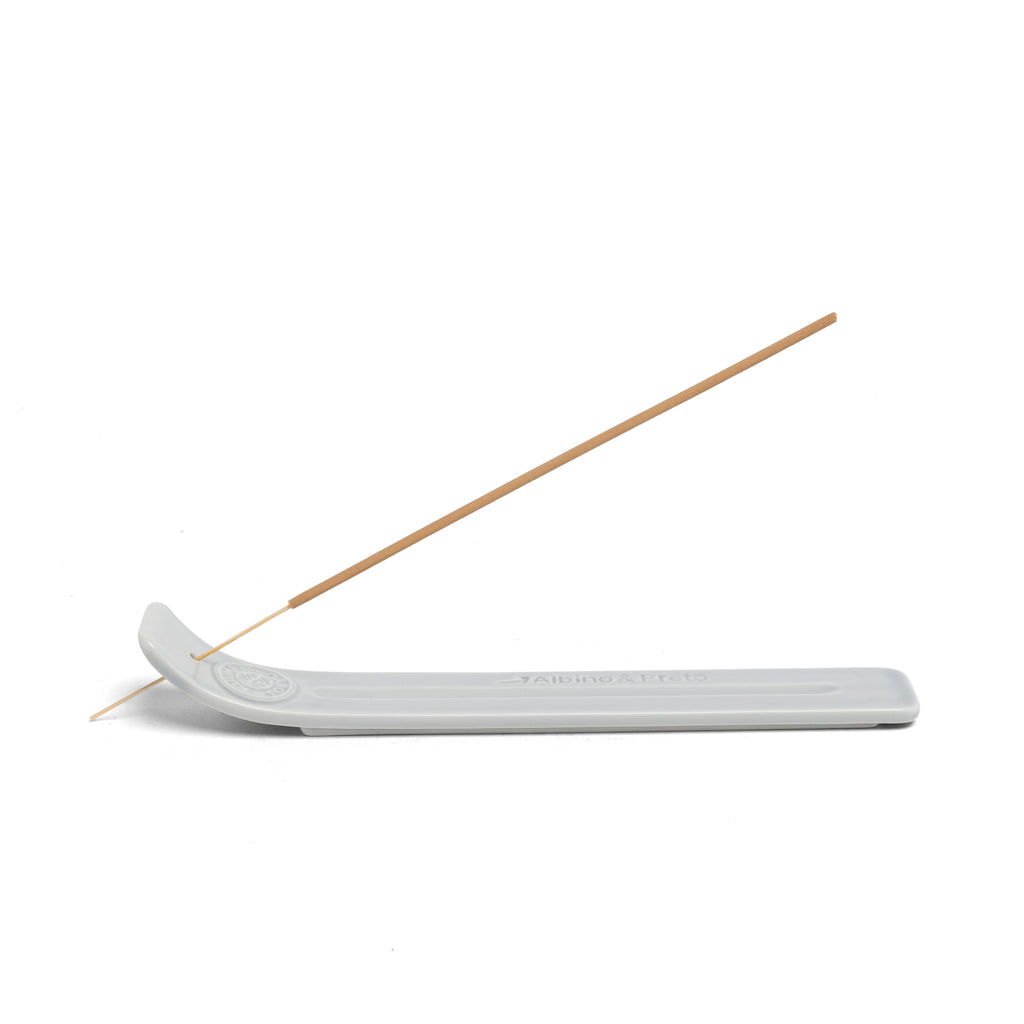 A&P x KUUMBA® CERAMIC INCENSE TRAY WHITE