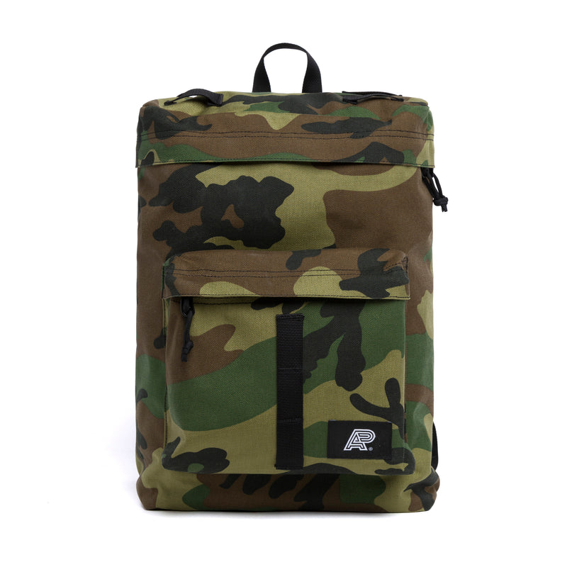 A&PWW BACKPACK WOODLAND CAMO – ALBINO & PRETO
