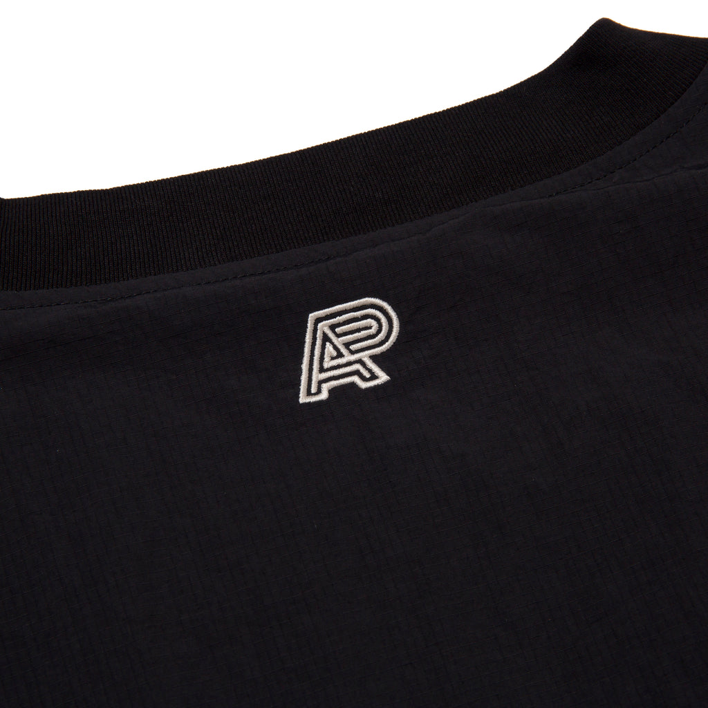 A&P RS SMOCK CREWNECK