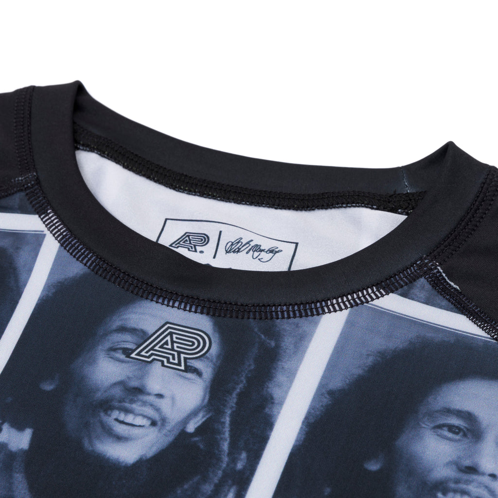 A&P x SPONGEBOB® 2 KIDS SS RASHGUARD - ALBINO & PRETO A&P x SPONGEBOB® 2 KIDS SS RASHGUARD - ALBINO & PRETO