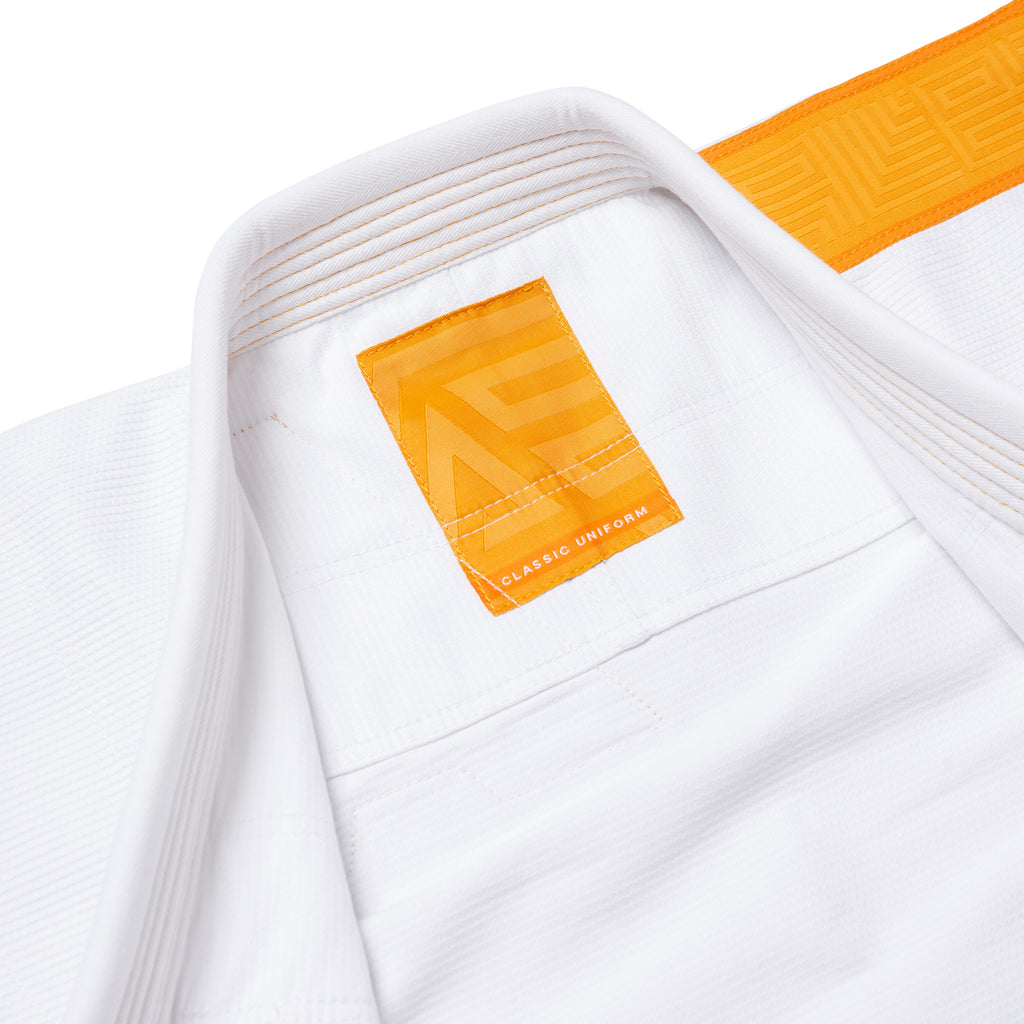 A&P Q3 B94 MC HB CLASSIC KIMONO WHITE (FULFILLMENT)