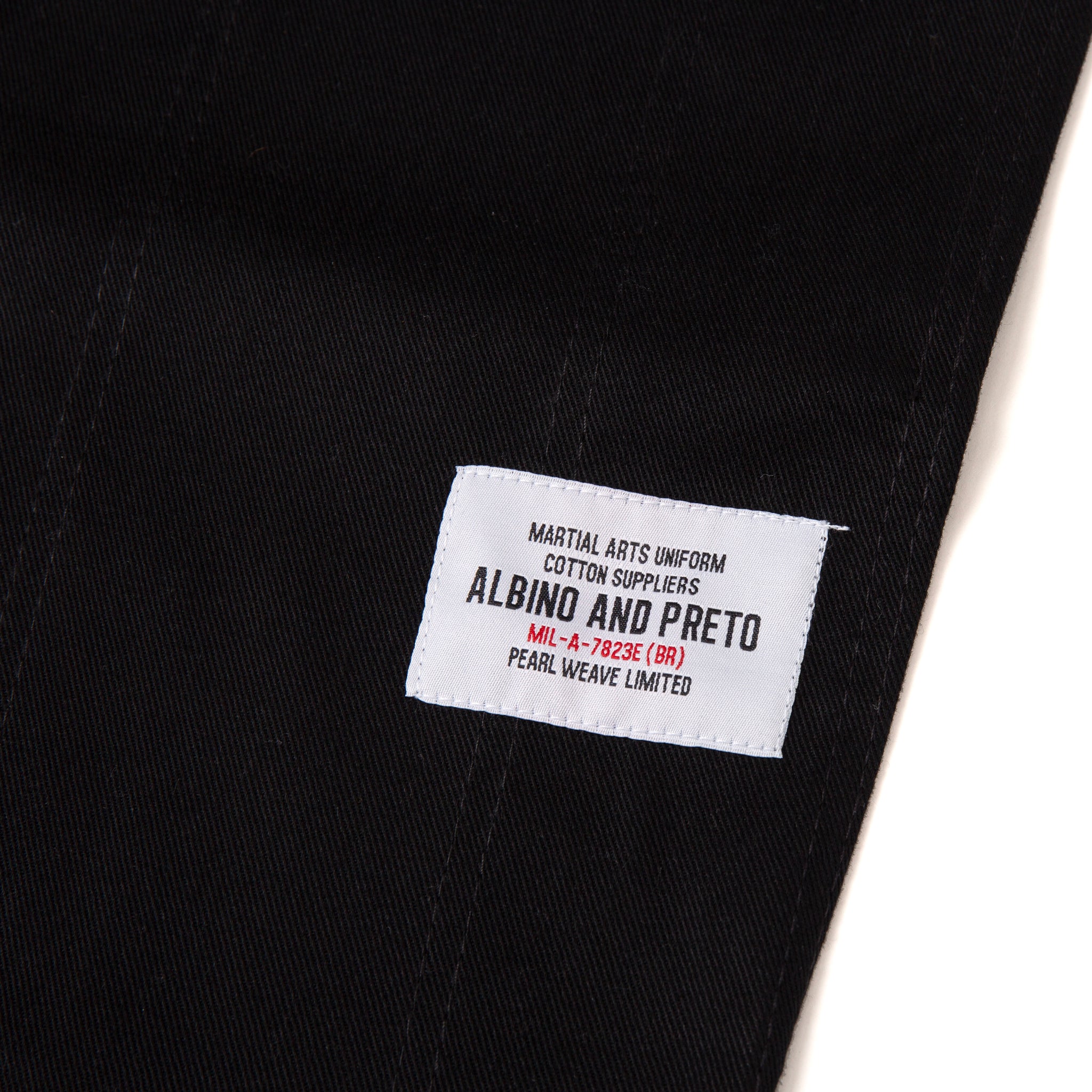 A&P SERIES 17 BRAZIL KIMONO BLACK ALBINO & PRETO